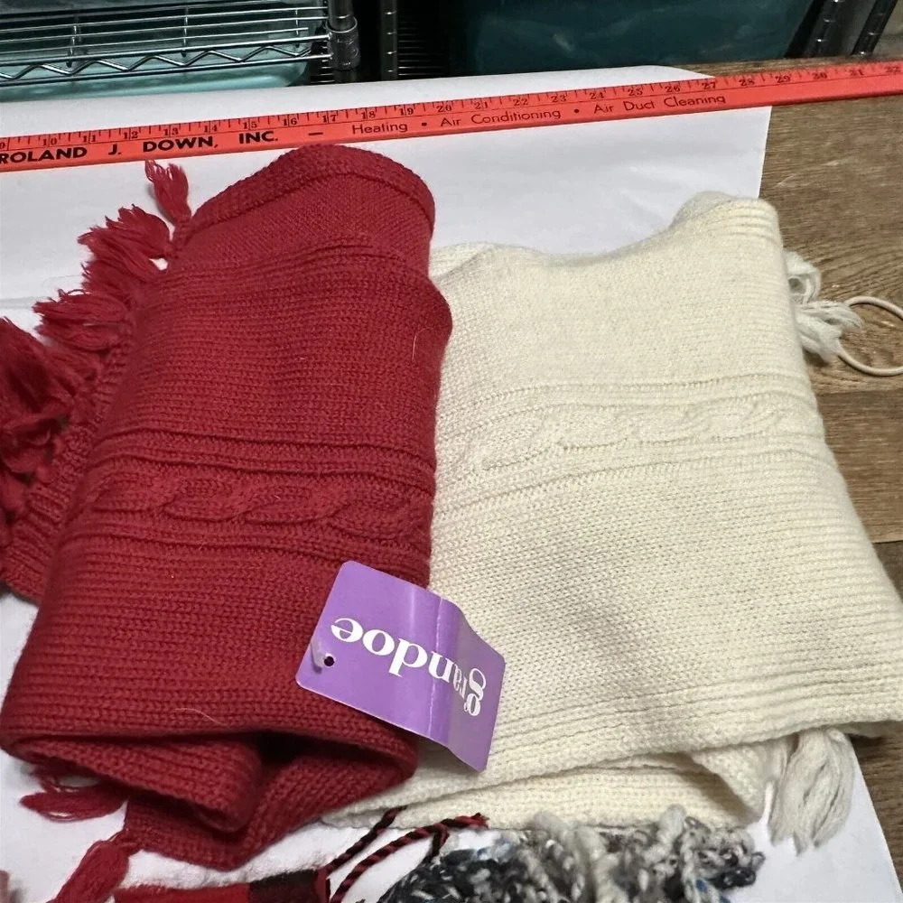 Lot of Scarves Winter 10 Assorted Colors Plaid Grandoe Inifinity Gray Red Pink